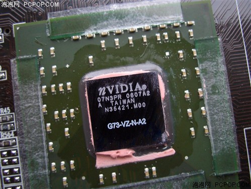 ���ۻ�����GF7300GT&nbsp;256M��ɱ599Ԫ