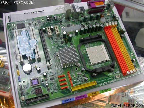 让中低端用户超爽新款NF570主板上市