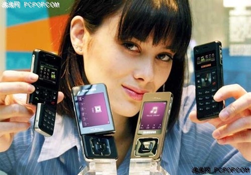 ɫ�����󣿸���Ʒ�ƶ�iPhone��мһ��