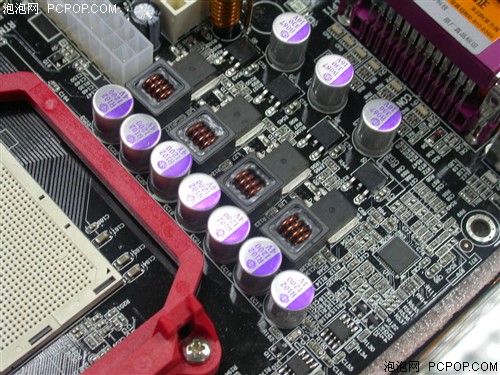 完全支持x16交火!RD580主板正式到货