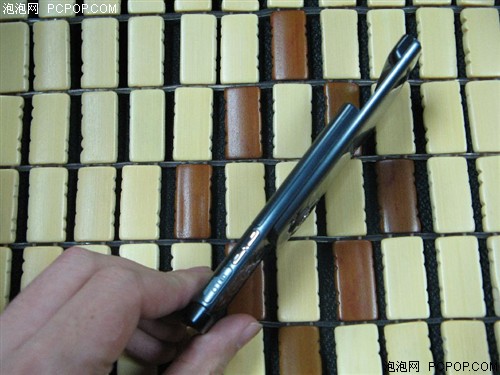 �л�����3000������U608����"�߹�"Ȧ