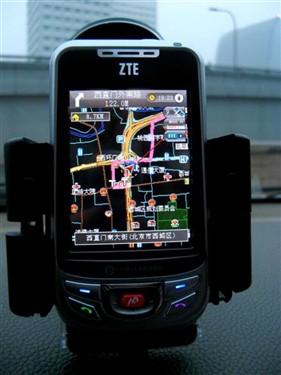 国产大块头 中兴ZTE e700导航机评测