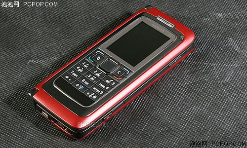 三色同一个价格 <a href='http://shouji.mbjia.com/nokia' target='_blank' class='infotextkey'>诺基亚</a>E90新行4850元