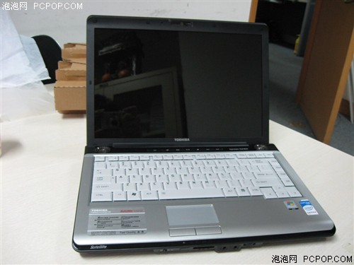 免费升至2G内存 东芝M212跌至7900元
