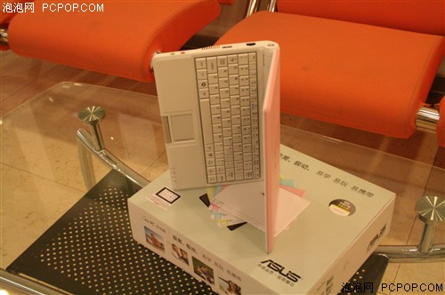 ��˶Eee&nbsp;PC����Ʒ:8.9����Ļ��ԤװXP