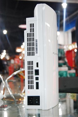 �ȱ��˱���300&nbsp;����40GB&nbsp;PS3��3150Ԫ