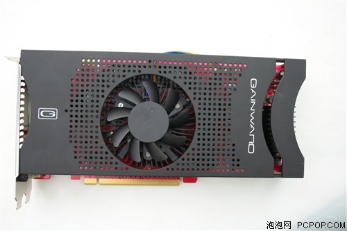 ��Ůʢװ���գ�8800GS���ǰ溬�ߴ���