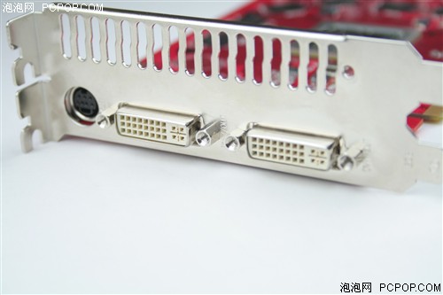 ��Ůʢװ���գ�8800GS���ǰ溬�ߴ���