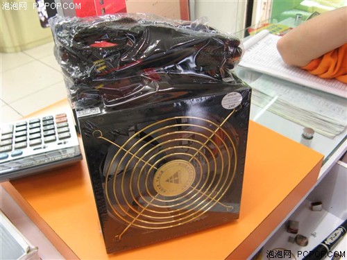 ����һ�Ű������ԣ������860W��Դ��