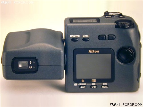 尼康Coolpix 990数码相机 