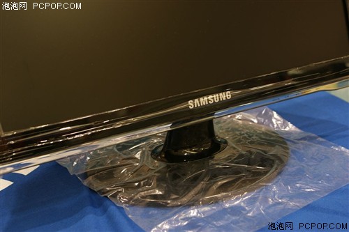 JS������У�����7������LCD�׼��ع�