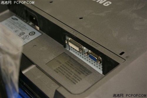 JS������У�����7������LCD�׼��ع�