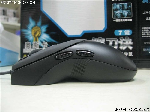 手感更突出 双飞燕X-730K镰刀诀鼠标