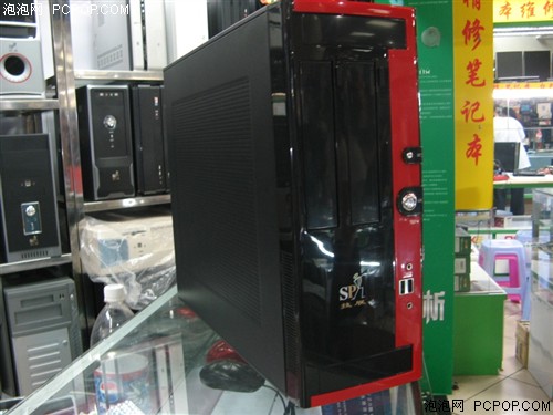 美貌容量并重!技展机箱小身材装大板