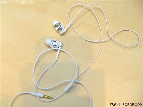 升级中端入耳产品!索尼发布两款耳塞