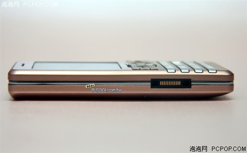 抵不住的诱惑 索爱K770i俏丽粉色上市