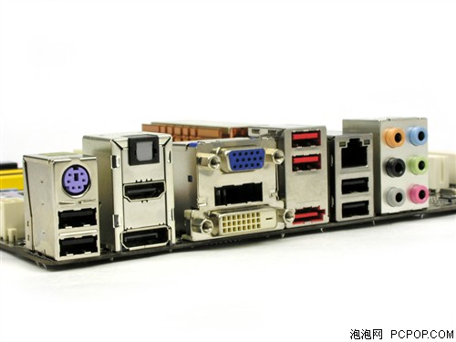 Intel平台最强整合 首批MCP7A大曝光