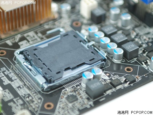 Intel平台最强整合 首批MCP7A大曝光
