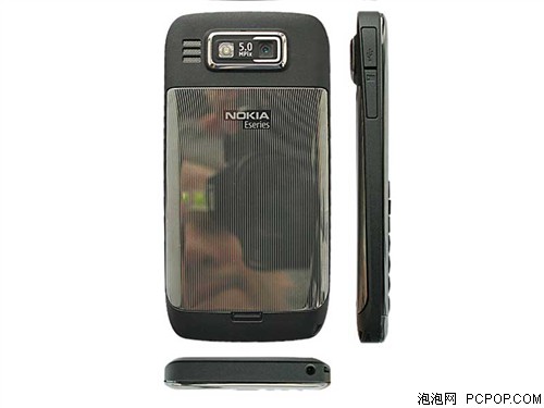 高像素智能全键机+诺基亚e72售1900元