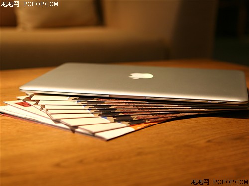 苹果(Apple)MacBook Air(MC233CH/A)笔记本 