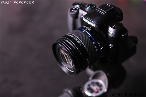 三星(SAMSUNG)NX10数码相机 