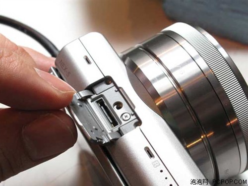 索尼(SONY)NEX5(单头套机18-55mm F3.5-5.6)数码相机 