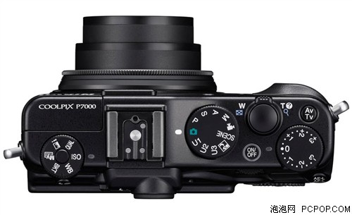 尼康(Nikon)P7000数码相机 