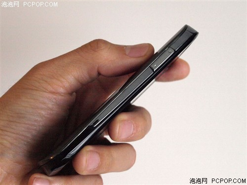 三星i917 Focus手机 