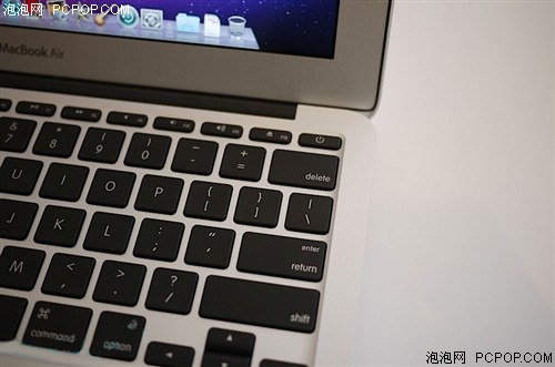 苹果MacBook Air(MC505CH/A)笔记本 