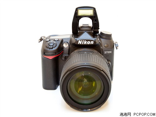 尼康(Nikon)D7000数码相机 