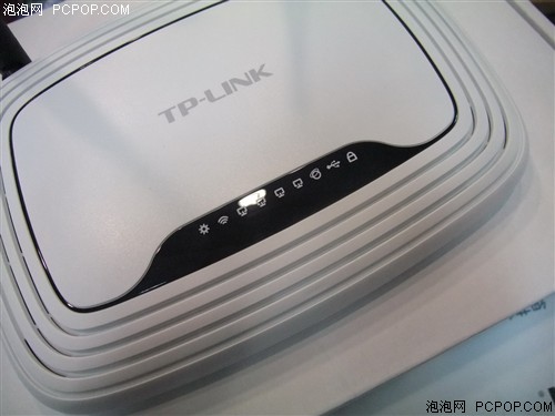 TP-LINKTL-MR3420无线路由器 