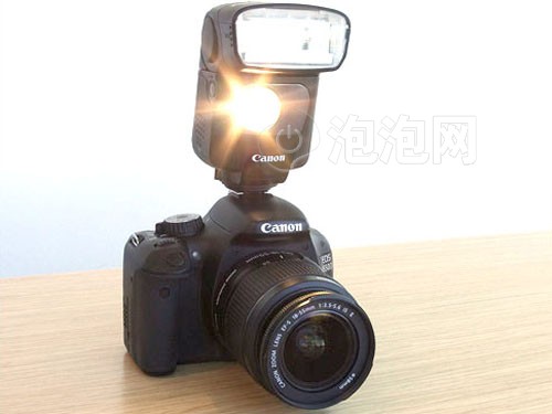 佳能EOS 600D(单头套机18-55IS II)数码相机 