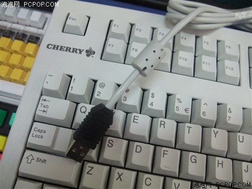 CHERRYG80-11900LUMEU-0(白色黑轴11900)键盘 