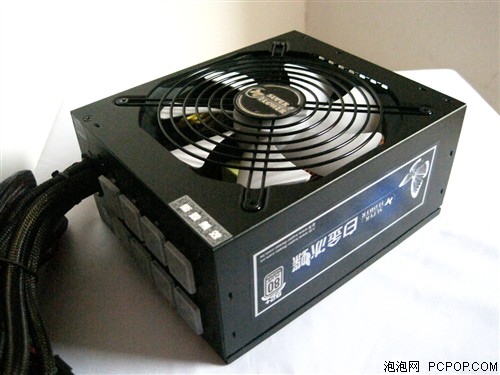 振华白金冰蝶1000W(SF-1000P14PE)电源 