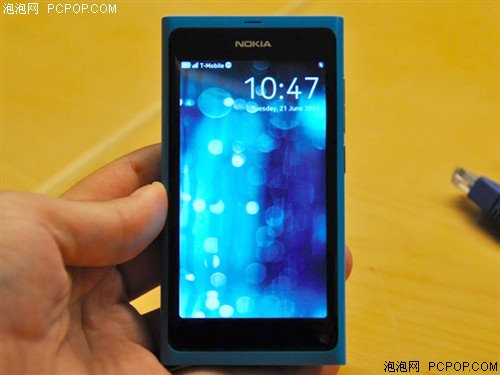 诺基亚N9 16G(国行版)手机 