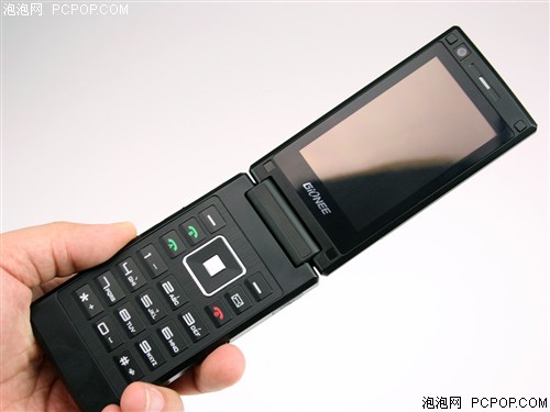 金立W100手机 