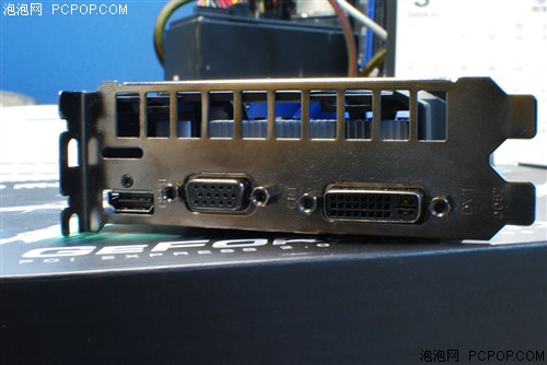 影驰GTX 550 Ti 大将显卡 