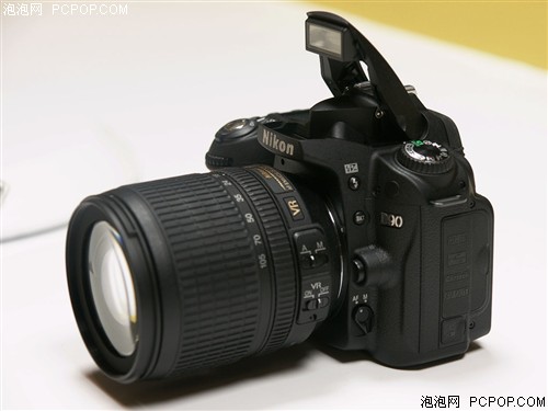 尼康D90套机(18-105mm VR)数码相机 