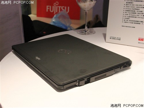 富士通LifeBook SH771(i7 2640M)笔记本 