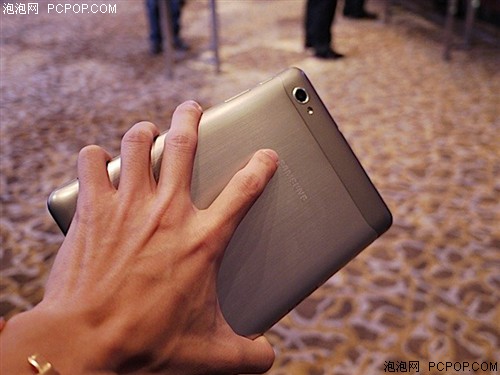 三星Galaxy Tab 7.7 P6800(16GB)平板电脑 