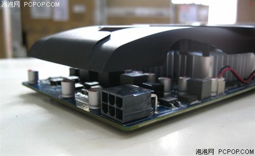 蓝宝HD6770白金版显卡 