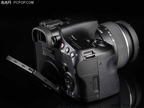 索尼a57套机(18-55mm)数码相机 
