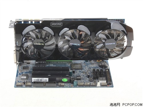 技嘉(GIGABYTE)GTX670显卡 