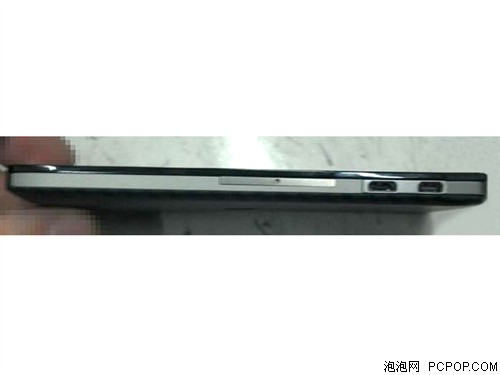 摩托罗拉XT922 RAZR HD手机 