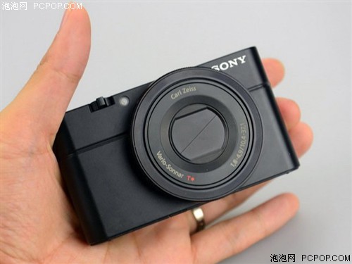 索尼RX100 数码相机 黑色(2020万像素 3英寸液晶屏 3.6倍光学变焦 28mm广角)  数码相机 