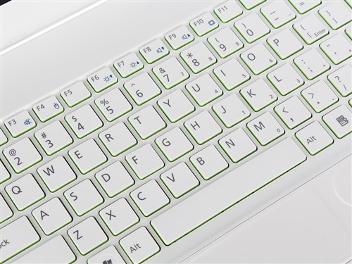 日本原装品质如何?富士通SH572评测