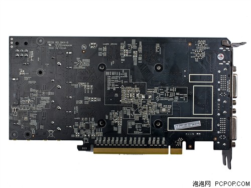 七彩虹iGame650Ti 烈焰战神X D5 1024M显卡 