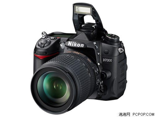 尼康D7000 单反套机(AF-S DX 18-105mm f/3.5-5.6G ED VR 镜头)数码相机 