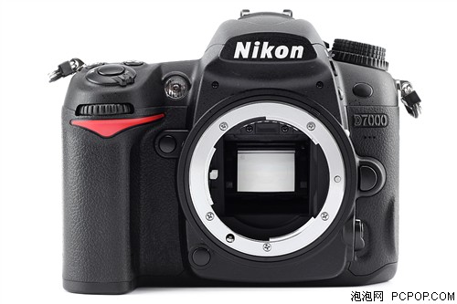 尼康(Nikon)D7000 单反套机(AF-S DX 18-105mm f/3.5-5.6G ED VR 镜头)数码相机 