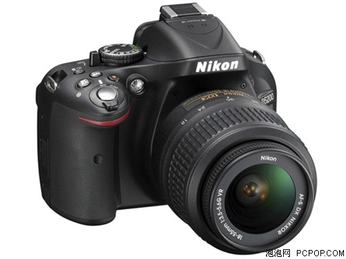 尼康D5200 单反套机(AF-S DX 18-105mm f/3.5-5.6G ED VR 镜头)数码相机 